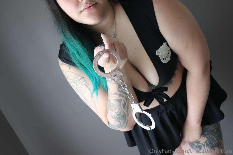 thetattedkitten image #0