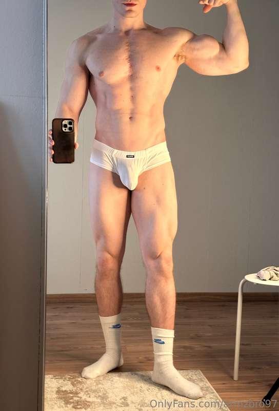 armzbro97 image #1