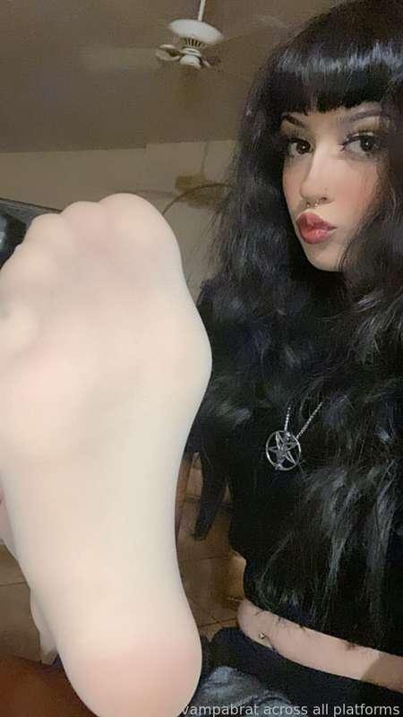 madamzombodomme image #0