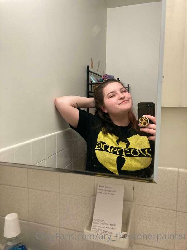 I may be stressed but I’m still cute tho! I’ve been doing a ..