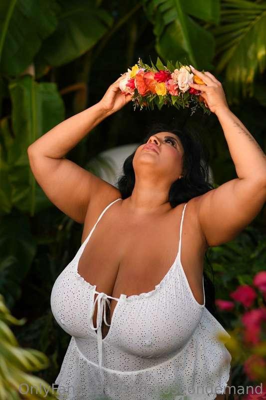 From $1 to $10 how sexy do I look on this?
