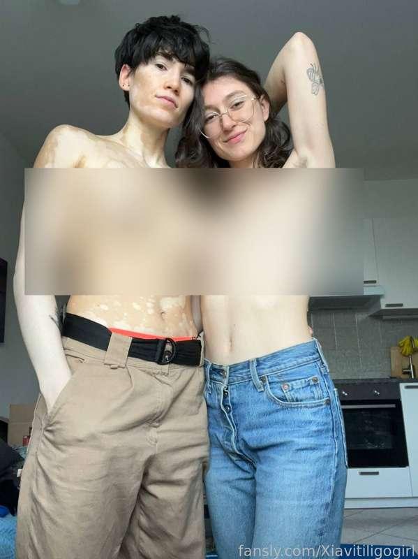 Click to undress us completely 😏🔥 what would you do? 😉

#fyp #lesbians #petite #brunette #bush #hairyarmpit #fetish #girlongirl #italiangirls #armpits #smallboobs