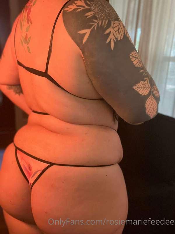 I’m always amazed by my back fat…I always forget there’s so ..