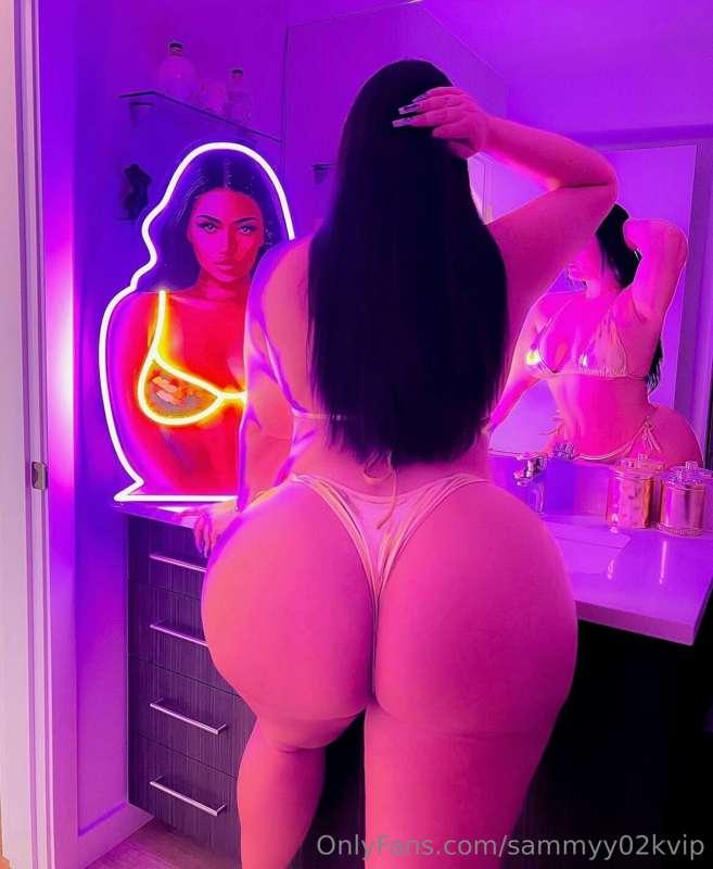 Feeling peachy 🍑