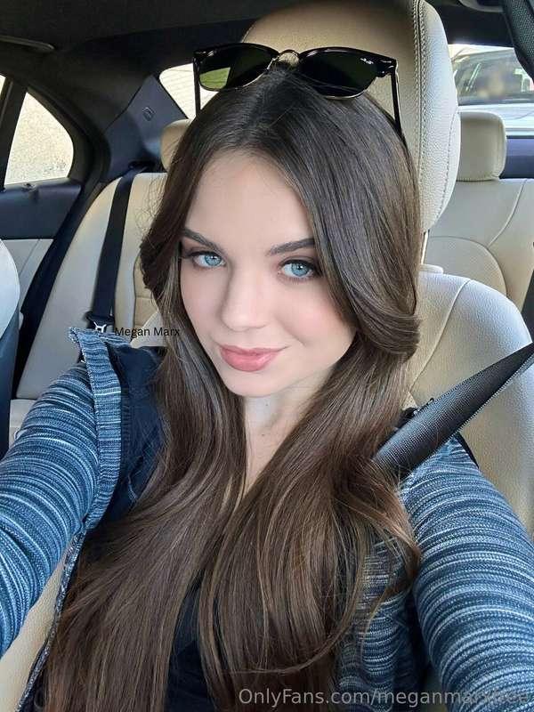 What drive thru am I in? 😁

👑 VIP @MeganMarx