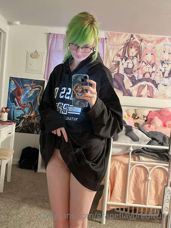 Morning, daddy~  Cum to me this morning?