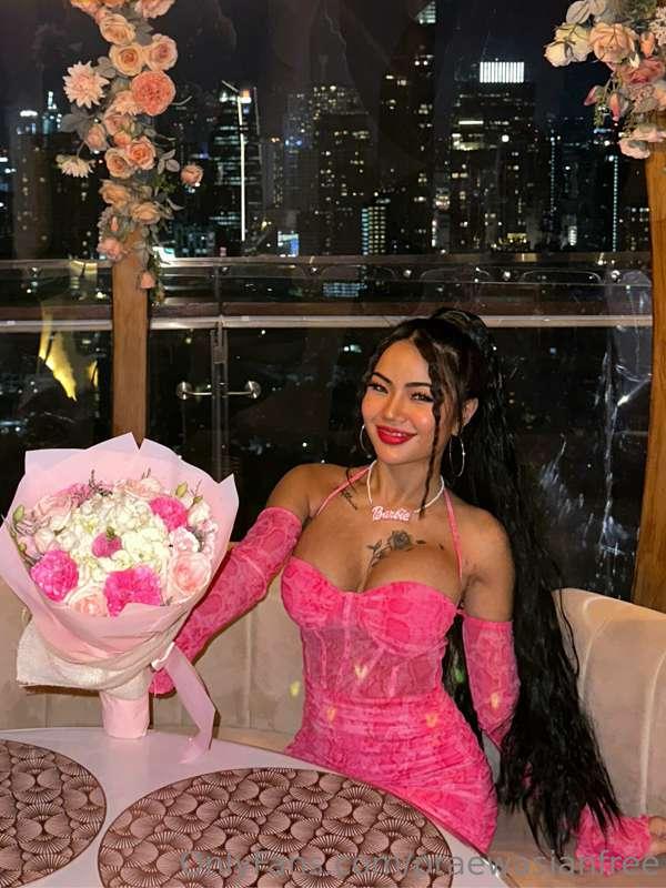 @praewasian