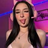 luvrlunaa