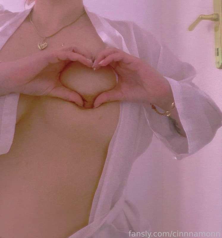🤍 for you and some side boob 