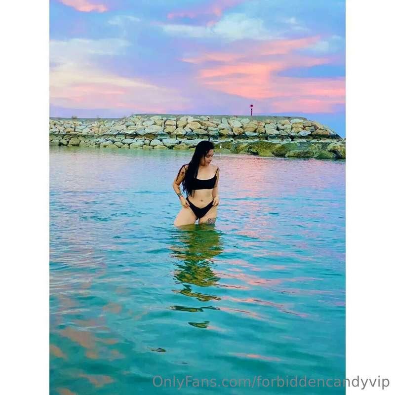 If I started doing Baywatch🤿, would you watch that movie for..