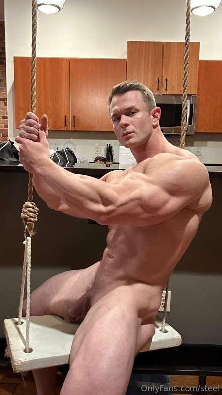 Can I swing my 🍆 into your mouth?🦍
Swipee😈