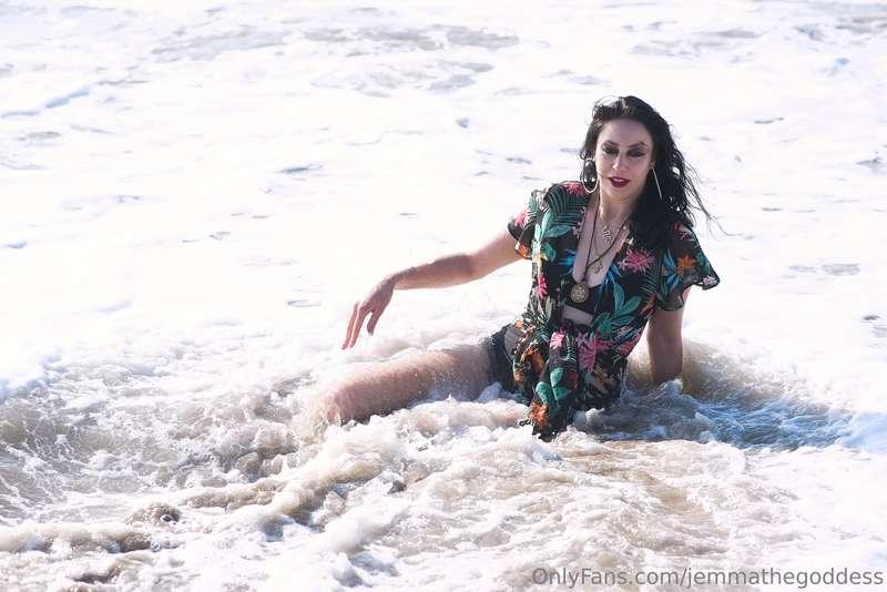 having fun in the ocean is something i love ;)