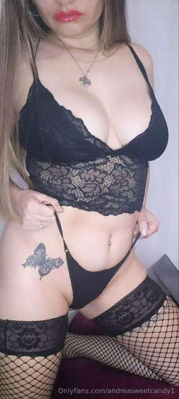 Hello my love!❤️ I have a friend @jesiiilopez 💋💋 she is a ve..