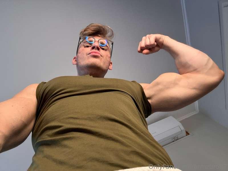 armzbro97 image #1