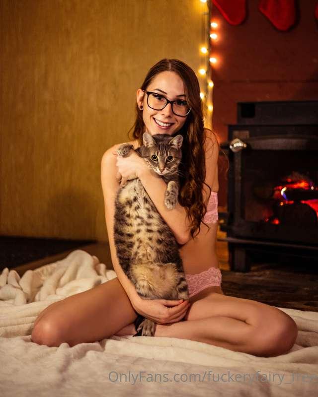 Happy New Year from me & my 😽 💕