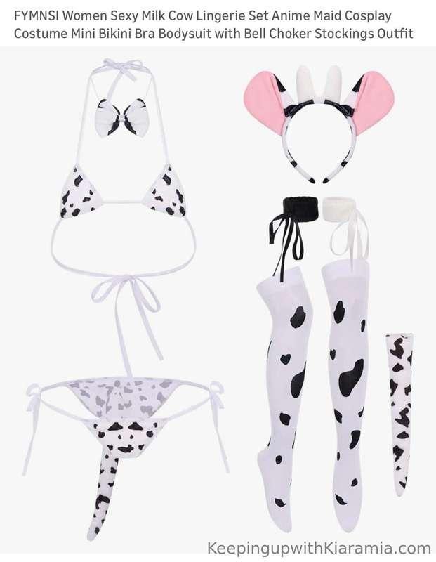 My Halloween costume for tomorrow’s live show is here 🥰💋