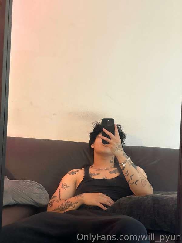 help me relax on your lap darling