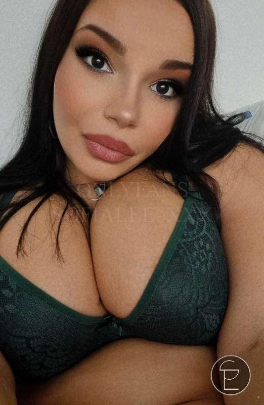 WEARED PANTIES  Do you want to know what my pussy smells lik..