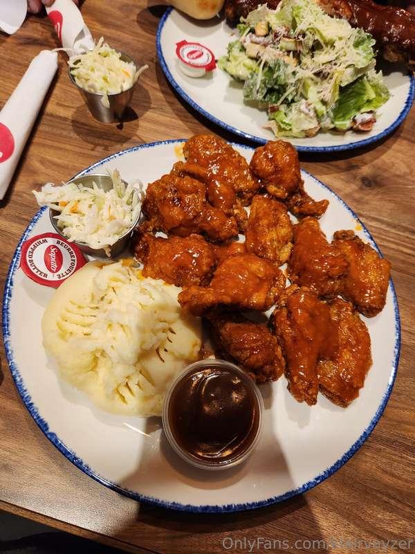 Today's Lunch 🤤I had half a rack of ribs too!!! 🤭 