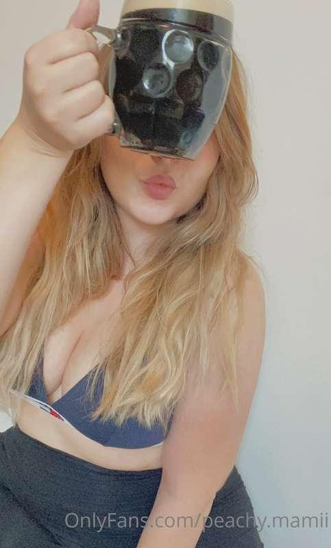 Want a kiss? 💋