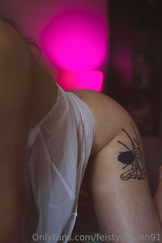 feistyghuleh91 image #5