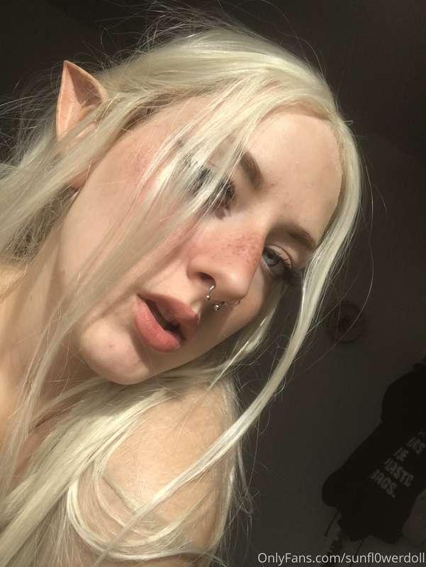 sunfl0werdoll image #2