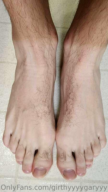 More feet content to come in the near future!(; I get a lott..
