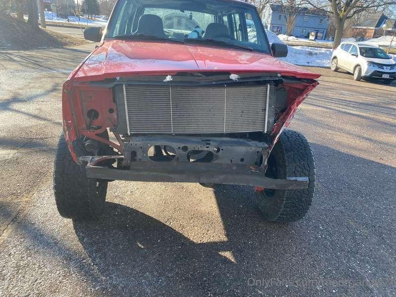 Hello my fans. I got into a accident this morning. I’m okay ..