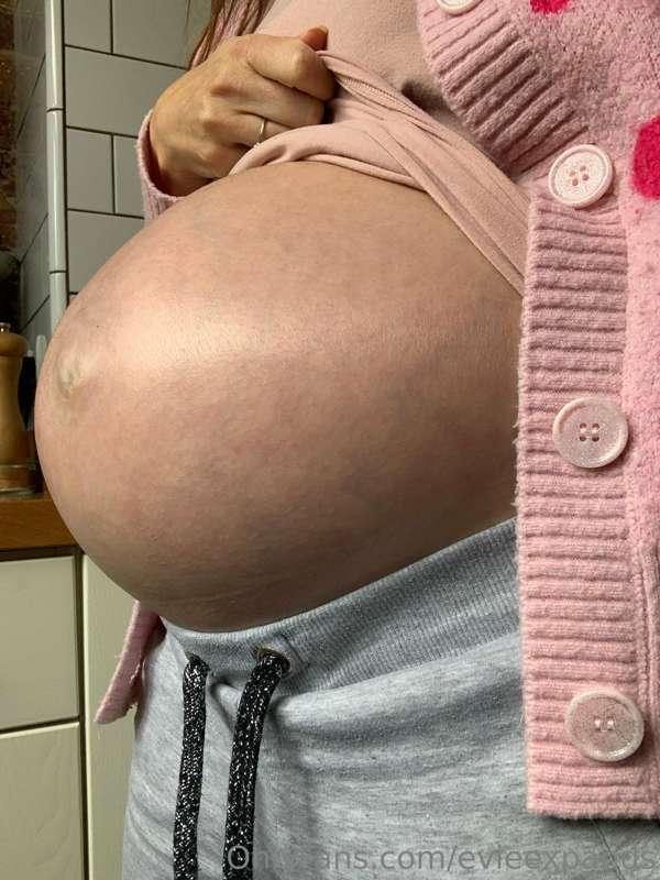 evieexpands image #0