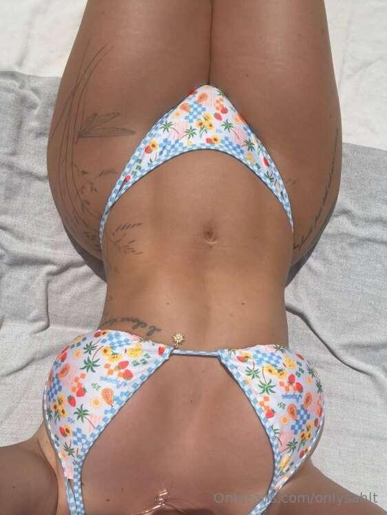Bikini season >>>
