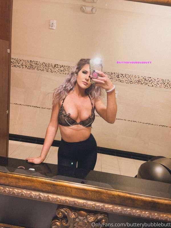 also hi i put these on in the gym bathroom and there’s a vid..