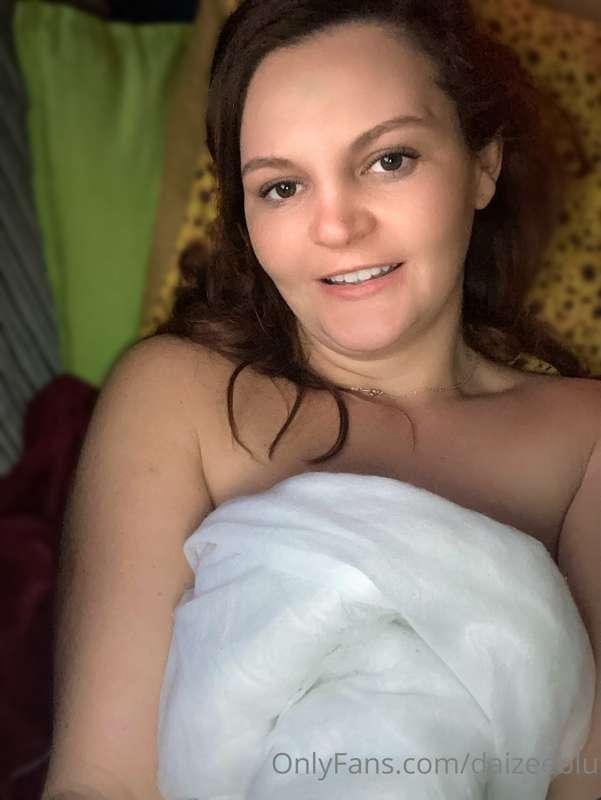 Happy Sunday!!
Who else loves a lazy Sunday morning?