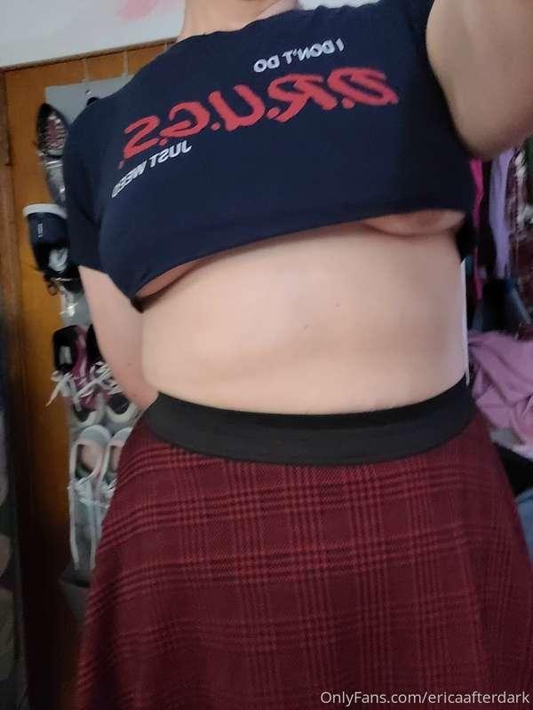 Oh noooo. I think i may have cut this top a bit short *gasp*..