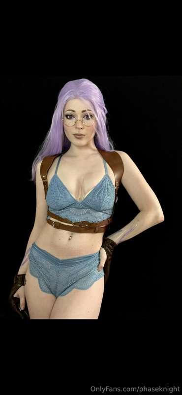 Starfire solo set dropping tonight or tomorrow! Currently pl..