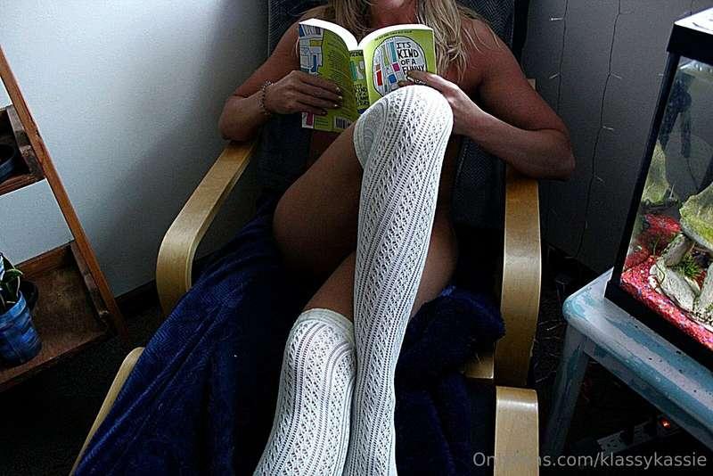 Do you like my new socks? ☺️