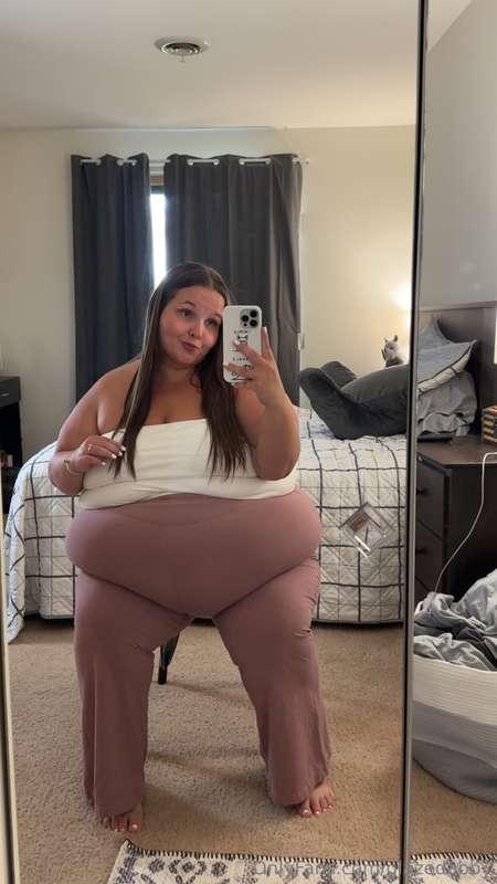 swipe for a BIG suprise.. (actually a big one lol)did it mak..