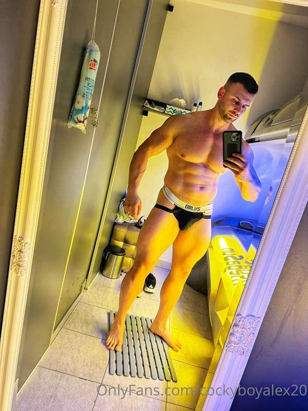 Lets get some tan😈