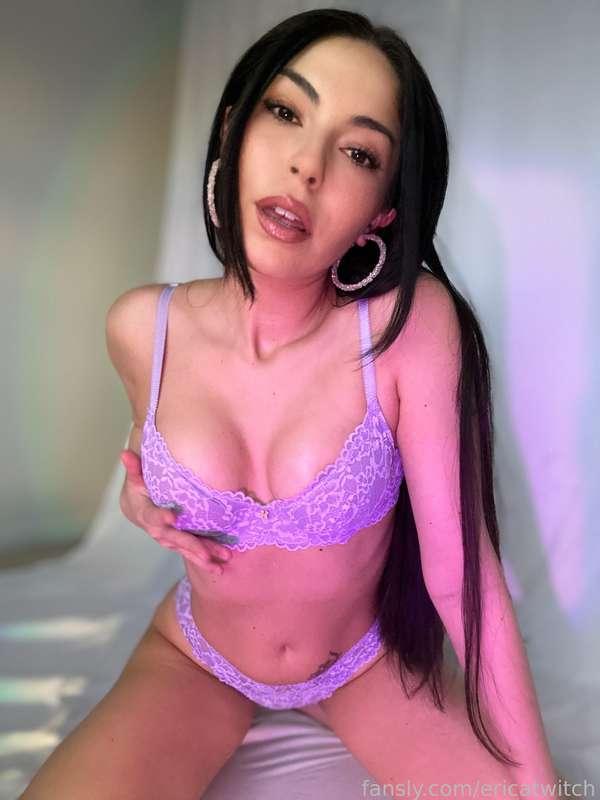 ericatwitch image #2