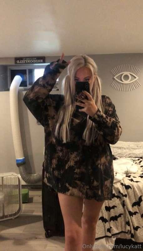 lucykatt image #0