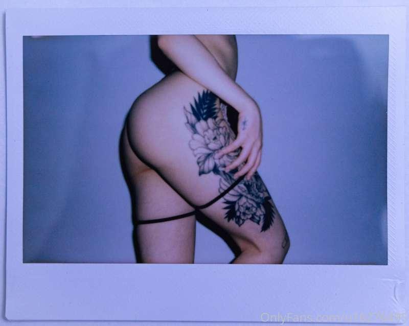 a booty post <3 3 3 3