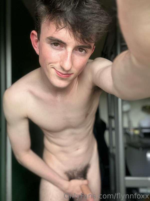 flynnfoxx image #1