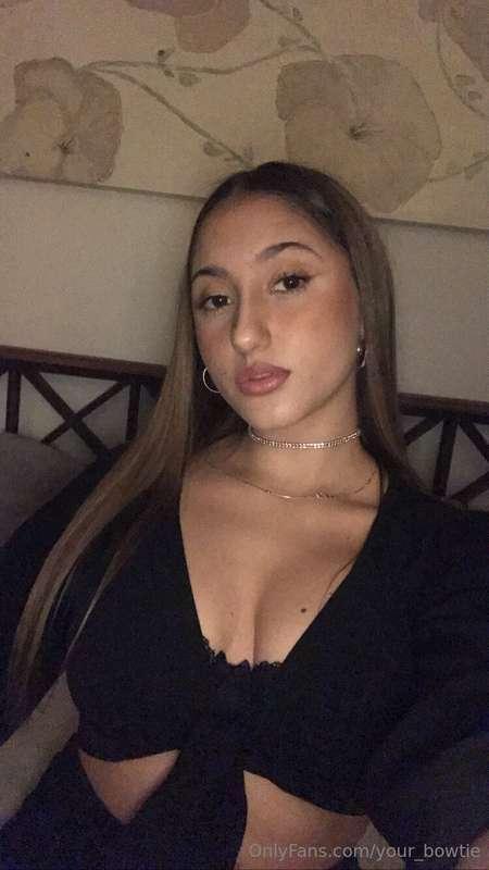 Getting ready to party💄💘