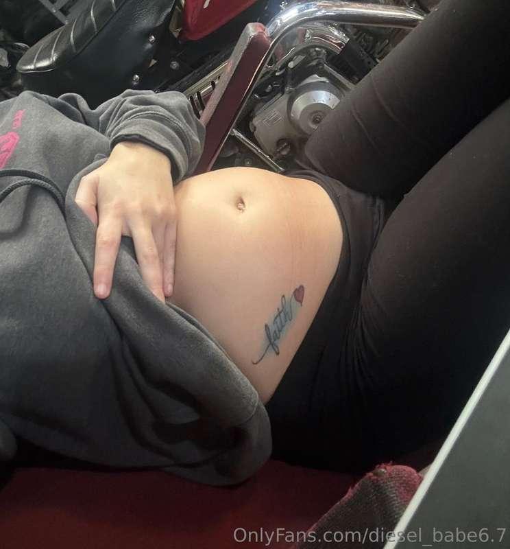Bump date at the shop🥰🤰🏼
