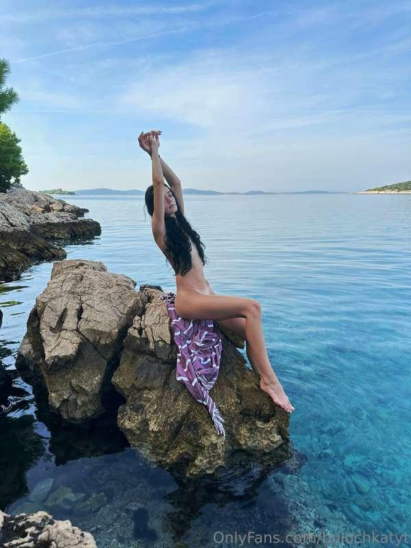 such a red ass I sat on a rock for a long time and all for t..