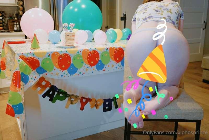Happy birthday Xiphos! 27 years, which means 27 spankings! E..