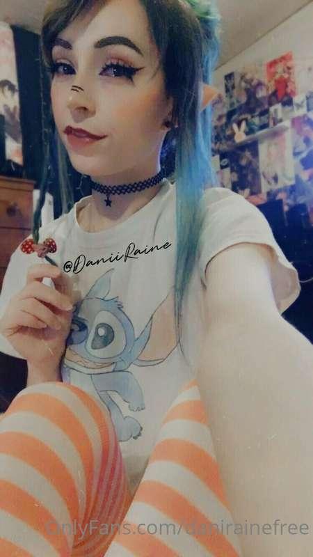 danirainefree main image