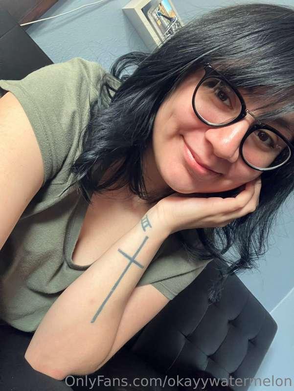 i’m itching for a new tattoo 😭😭😭 i have so many things comin..
