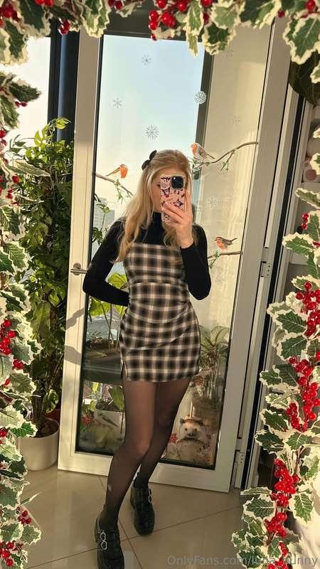 Am I wearing panties on our winter walk? 🙈❤️