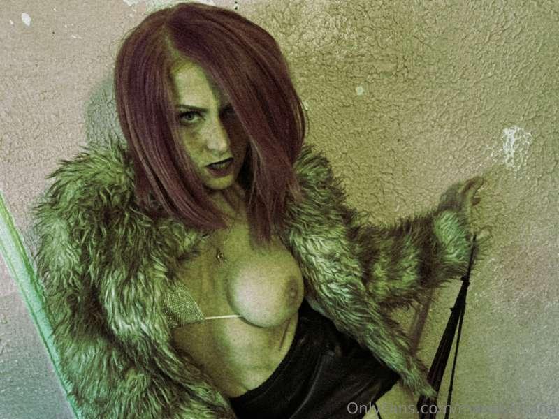 #MANDYKITANA #MONDAYS #GUYGARBAGEofficiel #hoeISLife TY for ..