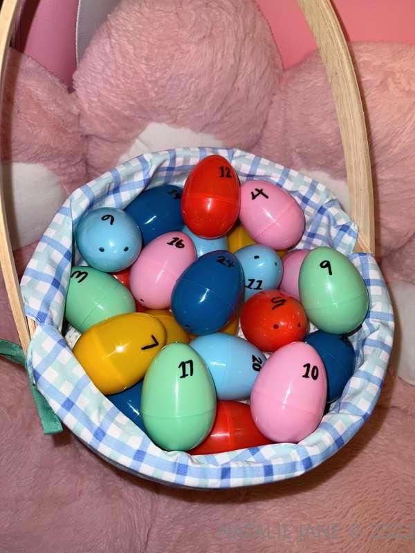***Easter basket surprise*** 🐰💖
**C L O S E D**